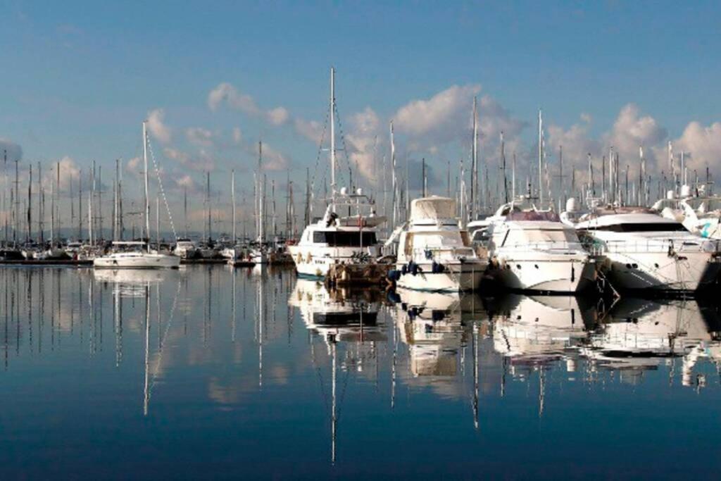 Two Bedroom Near Alimos Marina ! *