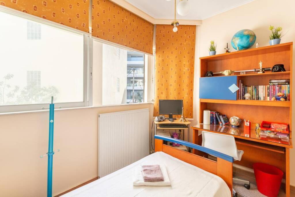 Two Bedroom Near Alimos Marina !