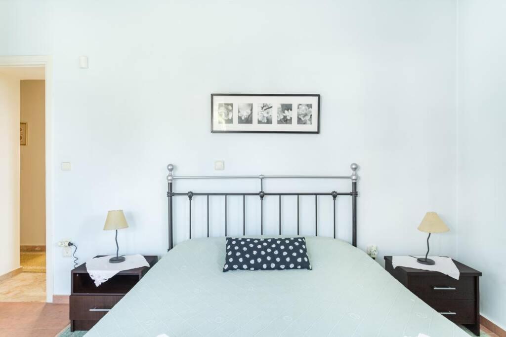 Two Bedroom Near Alimos Marina ! Athens