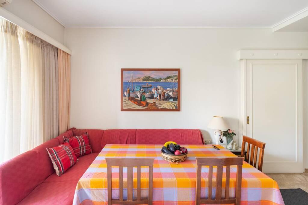 Two Bedroom Near Alimos Marina ! * Athens
